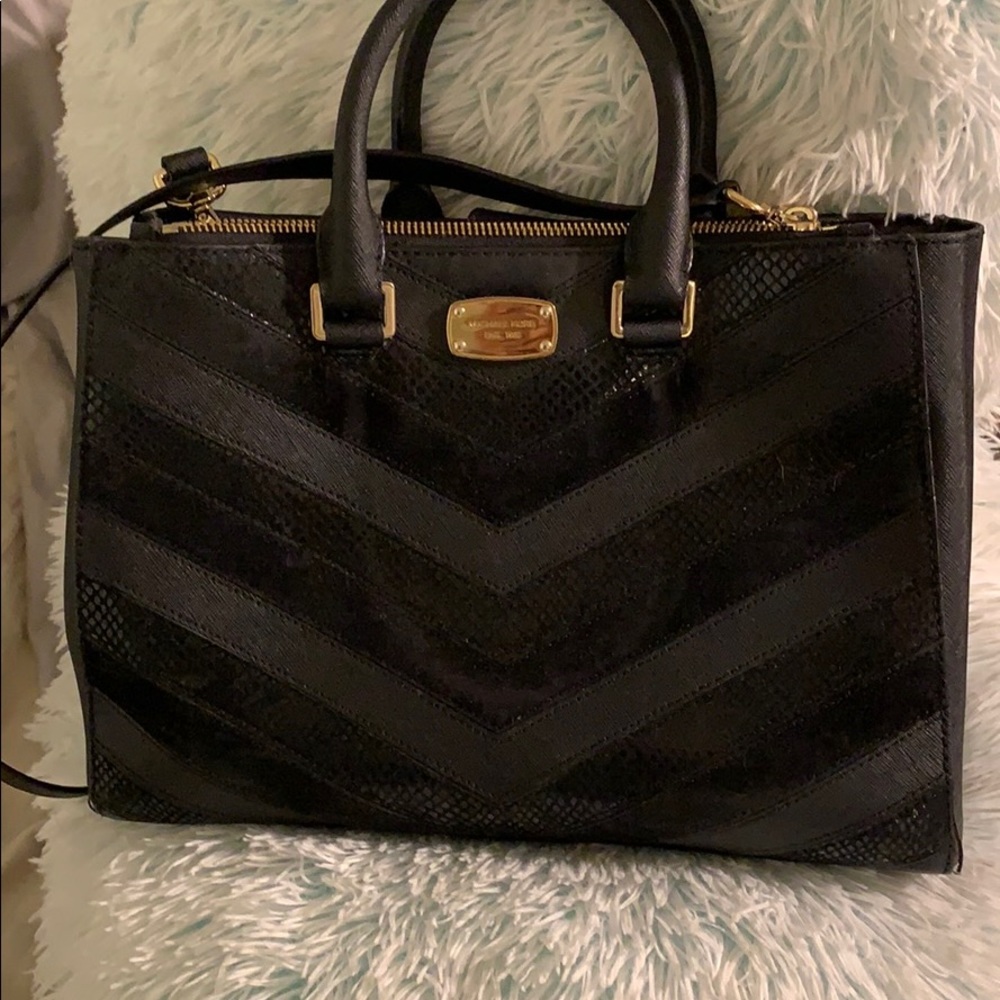 Michael Kors black purse